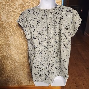Morey Cap Sleeve Split Neck Printed Blouse